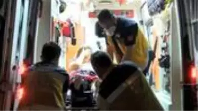 Dayakçı kocasından kurtulmak isteyen kadın pencereden atladı Dayakçı kocasından kurtulmak isteyen kadın pencereden atladı