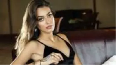 Dilan Deniz Çiçek, yeni projeleri için saç stilini değiştirdi Dilan Deniz Çiçek, yeni projeleri için saç stilini değiştirdi