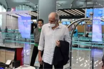 Fenerbahçe'den resmi Obradovic açıklaması: Ailesiyle görüşüp kararını gelecek hafta bildirecek Fenerbahçe'den resmi Obradovic açıklaması: Ailesiyle görüşüp kararını gelecek hafta bildirecek