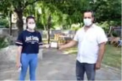 Okul birincisi öğrenciye LGS öncesi parkta sürpriz hediye Okul birincisi öğrenciye LGS öncesi parkta sürpriz hediye