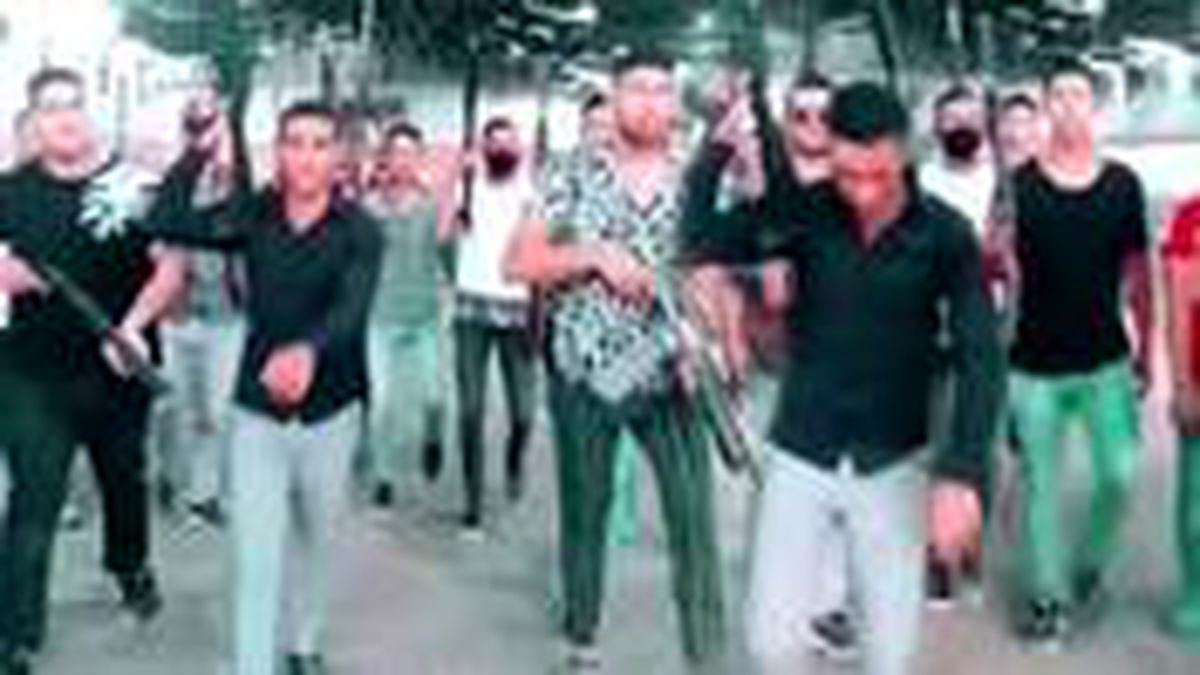 Pompalı tüfeklerle video çekip TikTok'tan paylaşan 20 kişi gözaltına alındı