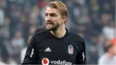 Sol bek arayan G.Saray, Terim'in raporu doğrultusunda Caner Erkin'i gündemine aldı Sol bek arayan G.Saray, Terim'in raporu doğrultusunda Caner Erkin'i gündemine aldı