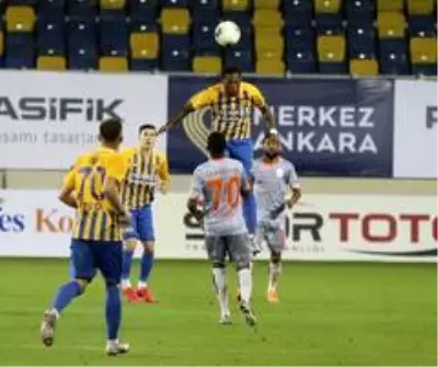 Süper Lig: MKE Ankaragücü: 1 Medipol Başakşehir FK: 2 (Maç sonucu) Süper Lig: MKE Ankaragücü: 1 Medipol Başakşehir FK: 2 (Maç sonucu)