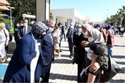 Vali Münir Karaloğlu Diyarbakır'a uğurlandı