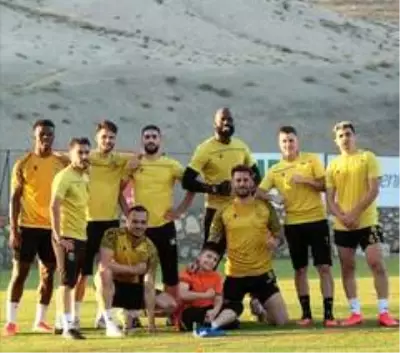 Yeni Malatyaspor'dan 'vazgeçmek yok' paylaşımı Yeni Malatyaspor'dan 'vazgeçmek yok' paylaşımı