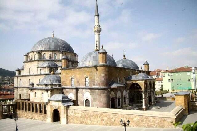 Yozgat nerededir? Yozgat'ın nesi meşhur? Yozgat'ta gezilecek yerler için Yozgat gezi rehberi Yozgat nerededir? Yozgat'ın nesi meşhur? Yozgat'ta gezilecek yerler için Yozgat gezi rehberi