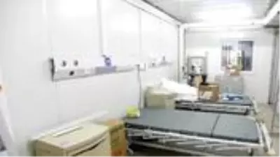 10 şişe bira içtikten sonra 18 saat idrarını tutan Çinlinin mesanesi patladı 10 şişe bira içtikten sonra 18 saat idrarını tutan Çinlinin mesanesi patladı