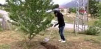 Murat Kekilli: ADANA MURAT KEKİLLİ BENİ GÖREN İNSANLAR ŞAŞIRIP 'BURADA NE İŞİN VAR' DİYOR Murat Kekilli: ADANA MURAT KEKİLLİ BENİ GÖREN İNSANLAR ŞAŞIRIP 'BURADA NE İŞİN VAR' DİYOR