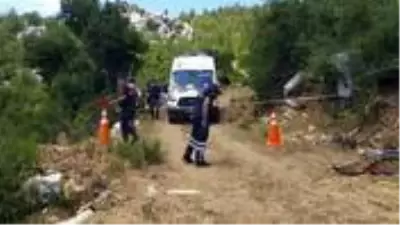 Ailesinin kayıp başvurusu yaptığı adamın cansız bedeni ormanlık alanda bulundu Ailesinin kayıp başvurusu yaptığı adamın cansız bedeni ormanlık alanda bulundu