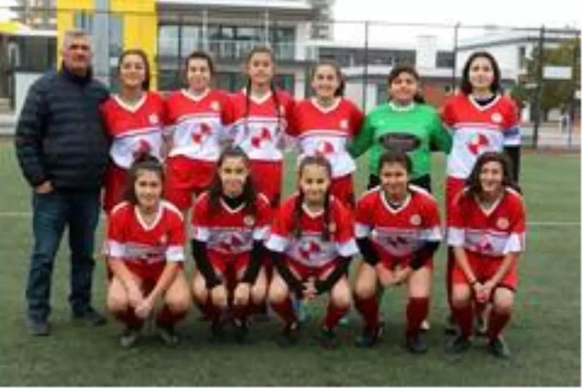 Anadolu Yıldızları Teknik Direktörü Adnan Altıntaş Açıklaması