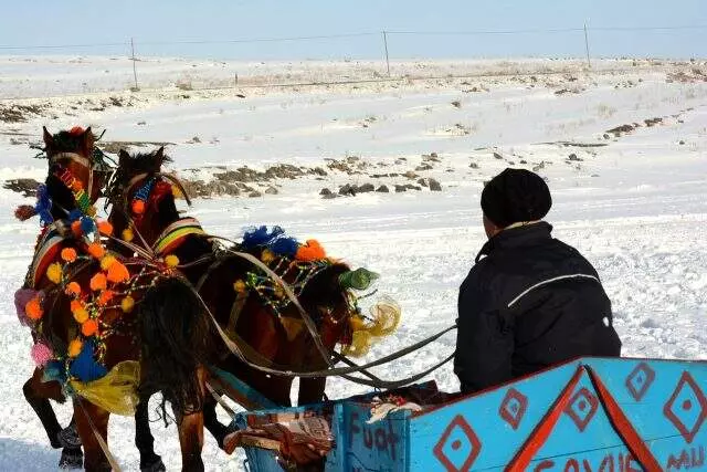 Ardahan'ın nesi meşhur? Ardahan'da neler yapılır? Çıldır Gölü'ne ev sahipliği yapan Ardahan için gezi rehberi Ardahan'ın nesi meşhur? Ardahan'da neler yapılır? Çıldır Gölü'ne ev sahipliği yapan Ardahan için gezi rehberi