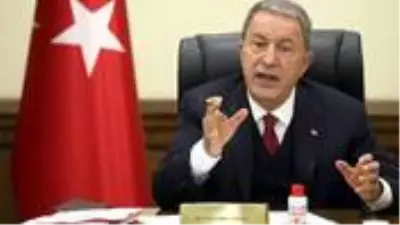 Bakan Akar, 'Fransız savaş gemisine taciz' iddiasına sert yanıt verdi Bakan Akar, 'Fransız savaş gemisine taciz' iddiasına sert yanıt verdi