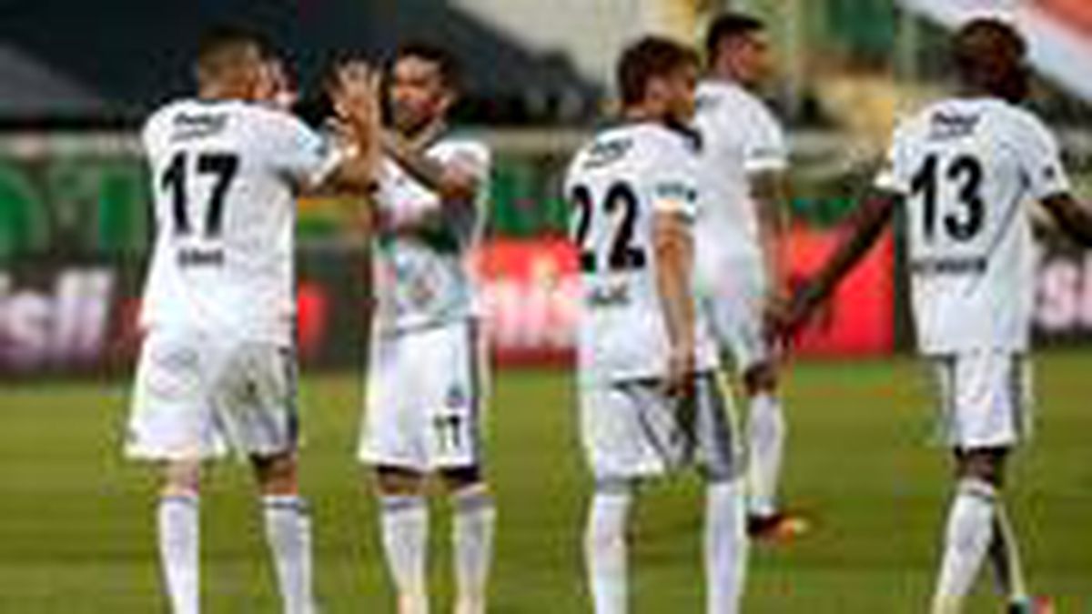 Beşiktaş, deplasmanda Denizlispor'u 5-1 mağlup etti