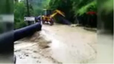 KARABÜK Yenice ilçesinde yağmur etkili oldu KARABÜK Yenice ilçesinde yağmur etkili oldu