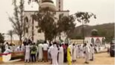 Senegal'de Müslüman toplumdan sahilleri koruma ve yeşil alan farkındalığı Senegal'de Müslüman toplumdan sahilleri koruma ve yeşil alan farkındalığı