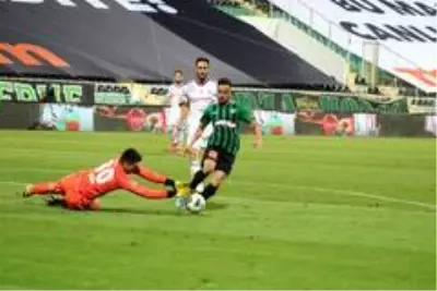 Süper Lig: Denizlispor: 1Beşiktaş: 5 (Maç sonucu) Süper Lig: Denizlispor: 1Beşiktaş: 5 (Maç sonucu)