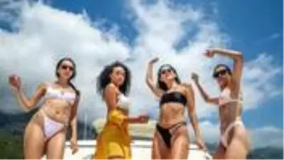 Tatilciler koronavirüs nedeniyle VIP yatları tercih ediyor Tatilciler koronavirüs nedeniyle VIP yatları tercih ediyor