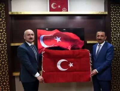 Ulaştırma ve Altyapı Bakanı Adil Karaismailoğlu, Siirt'te incelemelerde bulundu.