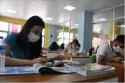 Yeni kütüphane, üniversite adaylarının çalışma alanı oldu Yeni kütüphane, üniversite adaylarının çalışma alanı oldu