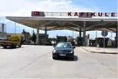 Almanya'nın Türkiye'ye seyahat kısıtlaması kararına, gurbetçilerden tepki Almanya'nın Türkiye'ye seyahat kısıtlaması kararına, gurbetçilerden tepki