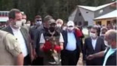 Bakan Pakdemirli doğaya şahin bıraktı