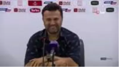 Bülent Uygun 5-1'lik yenilginin ardından maçın hakemine yüklendi Bülent Uygun 5-1'lik yenilginin ardından maçın hakemine yüklendi