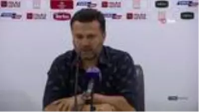 Bülent Uygun 5-1'lik yenilginin ardından maçın hakemine yüklendi Bülent Uygun 5-1'lik yenilginin ardından maçın hakemine yüklendi