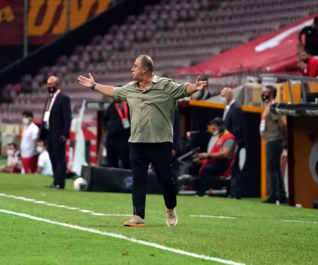 'En son ne zaman çalındı, hatırlamıyorum' diyen Fatih Terim isyan etti: Bize gereğini yaptılar 'En son ne zaman çalındı, hatırlamıyorum' diyen Fatih Terim isyan etti: Bize gereğini yaptılar