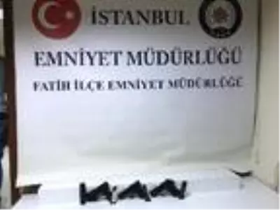 Fatih'teki cinayetin şüphelileri yakalandı Fatih'teki cinayetin şüphelileri yakalandı