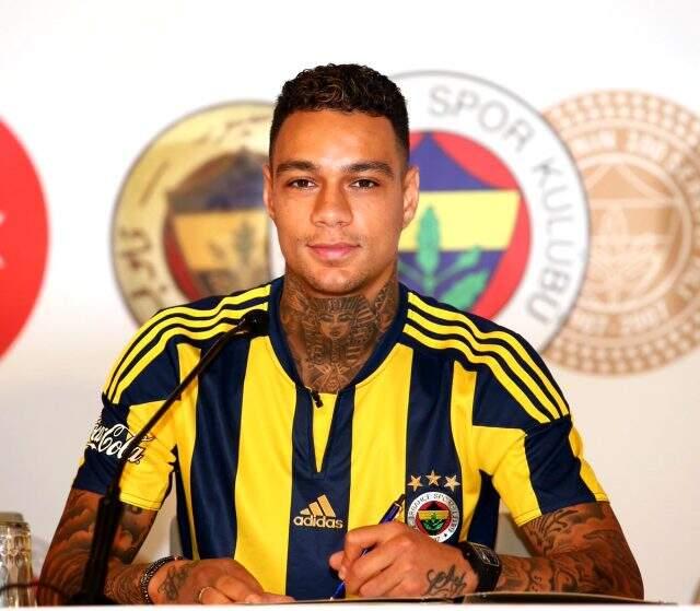Gregory van der Wiel Türkiye'yi unutamıyor: Fenerbahçe'de kraldım Gregory van der Wiel Türkiye'yi unutamıyor: Fenerbahçe'de kraldım