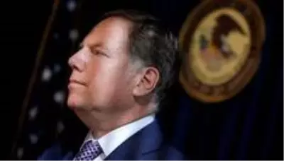 Trump, New York Güney Bölge Başsavcısı Geoffrey Berman'ı görevden aldı Trump, New York Güney Bölge Başsavcısı Geoffrey Berman'ı görevden aldı