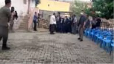 İçişleri Bakanı Soylu'dan şehit işçilerin ailelerine başsağlığı ziyareti İçişleri Bakanı Soylu'dan şehit işçilerin ailelerine başsağlığı ziyareti