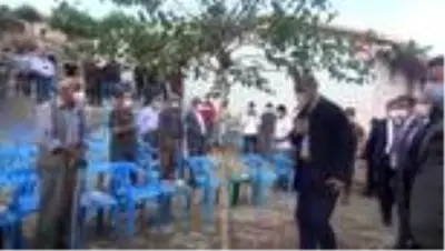 İçişleri Bakanı Soylu'dan şehit işçilerin ailelerine başsağlığı ziyareti İçişleri Bakanı Soylu'dan şehit işçilerin ailelerine başsağlığı ziyareti