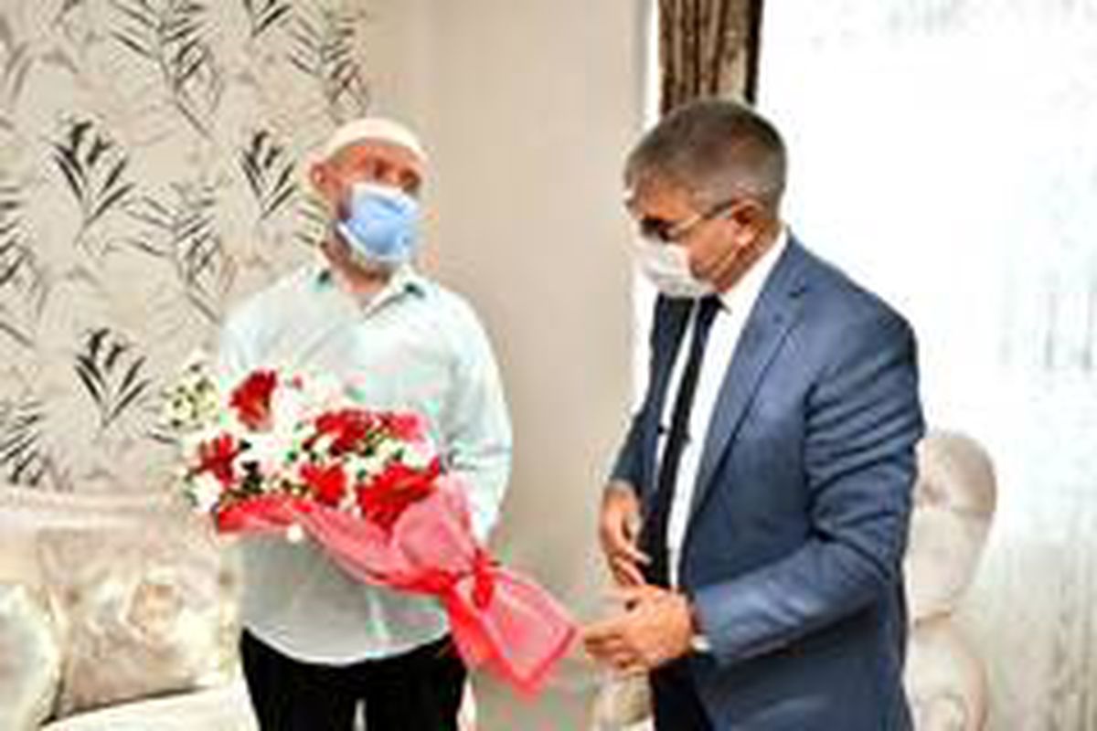 Şehit babalarına en anlamlı ziyaret