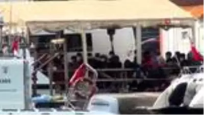 Ayvalık'ta heyecanlı anlar. Ayvalık'ta heyecanlı anlar.