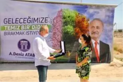Başkan Atay'dan temizlik işleri personeline Babalar Günü ziyareti Başkan Atay'dan temizlik işleri personeline Babalar Günü ziyareti