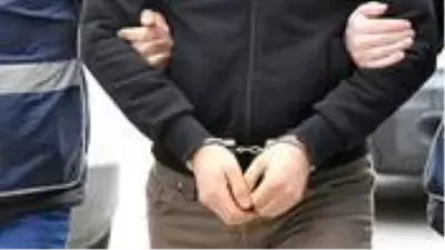 Eşini bıçaklayıp tutuklanan koca: Gençliğim buralarda bitecek, pişmanım Eşini bıçaklayıp tutuklanan koca: Gençliğim buralarda bitecek, pişmanım