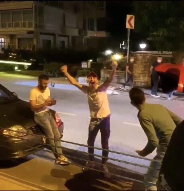 İstanbul'un göbeğinde maskesiz ve mesafesiz eğlenceler kamerada İstanbul'un göbeğinde maskesiz ve mesafesiz eğlenceler kamerada