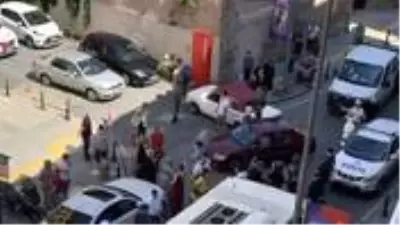 İstanbul'da maskesiz ve mesafesiz eğlence pes dedirtti İstanbul'da maskesiz ve mesafesiz eğlence pes dedirtti