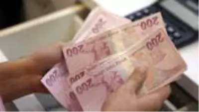 Maaşlarına haciz gelen emekliler, icra müdürlüğüne başvurarak haczi kaldırabilir Maaşlarına haciz gelen emekliler, icra müdürlüğüne başvurarak haczi kaldırabilir