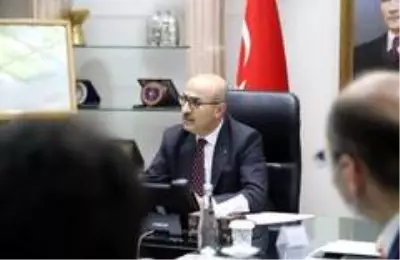 Mardin Valisi Demirtaş ilk toplantısını gerçekleştirdi Mardin Valisi Demirtaş ilk toplantısını gerçekleştirdi
