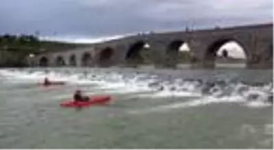 Murat Nehri'nde kano heyecanı Murat Nehri'nde kano heyecanı