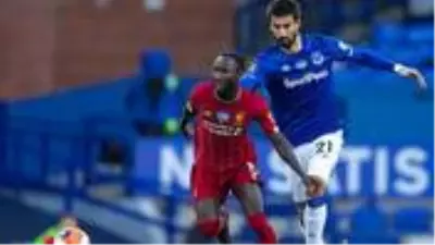 Premier Lig'de Liverpool, Everton'la deplasmanda 0-0 berabere kaldı Premier Lig'de Liverpool, Everton'la deplasmanda 0-0 berabere kaldı