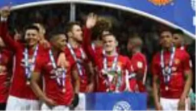 Rooney: Liverpool, Manchester United gibi ligi domine edebilir Rooney: Liverpool, Manchester United gibi ligi domine edebilir
