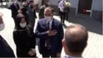Vali Çetin Oktay Kaldırım ilk ziyaretini Şehit Kaymakamın ailesine gerçekleştirdi Vali Çetin Oktay Kaldırım ilk ziyaretini Şehit Kaymakamın ailesine gerçekleştirdi