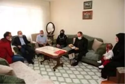 Vali Cüneyt Epcim'den şehit babalarına Babalar Günü ziyareti Vali Cüneyt Epcim'den şehit babalarına Babalar Günü ziyareti