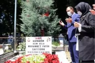 Vali Kaldırım, Sakarya'da ki görevine hızlı başladı Vali Kaldırım, Sakarya'da ki görevine hızlı başladı