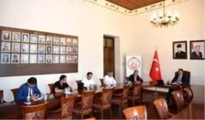 AGC'den Veli Yazıcı'ya 'Hayırlı olsun' ziyareti AGC'den Veli Yazıcı'ya 'Hayırlı olsun' ziyareti
