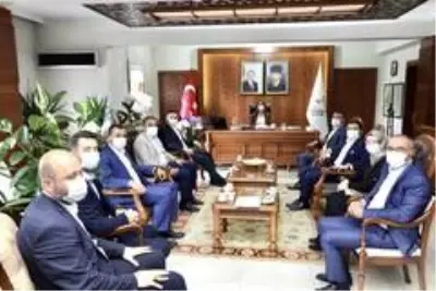 AK Parti heyetinden Vali Becel'e hayırlı olsun ziyareti