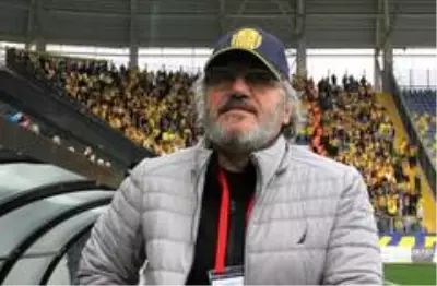 Ankaragücü, Mustafa Reşit Akçay ile yolları ayırdı Ankaragücü, Mustafa Reşit Akçay ile yolları ayırdı